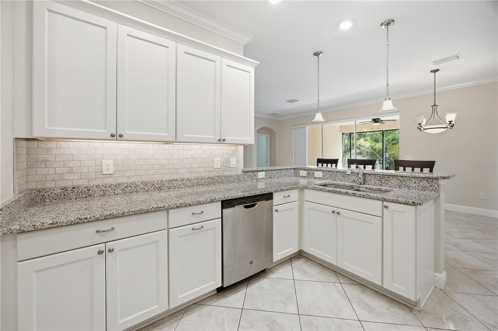 For Sale: $670,000 (3 beds, 2 baths, 2404 Square Feet)