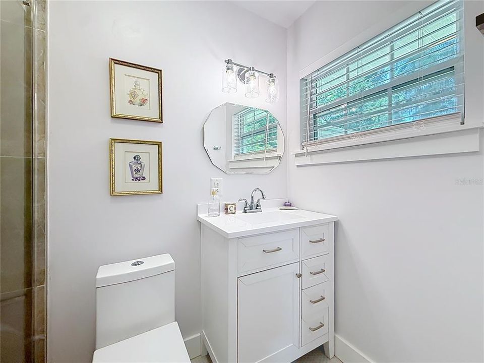 For Sale: $375,000 (3 beds, 2 baths, 1716 Square Feet)