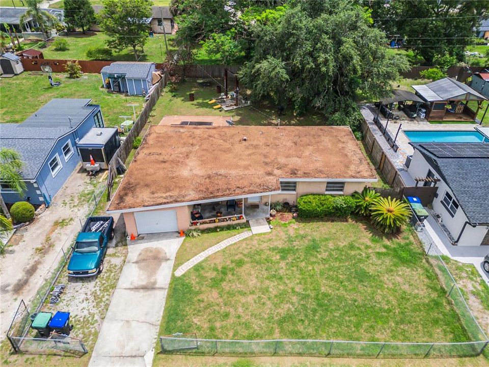 For Sale: $300,000 (3 beds, 1 baths, 1008 Square Feet)