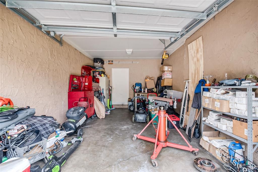For Sale: $300,000 (3 beds, 1 baths, 1008 Square Feet)