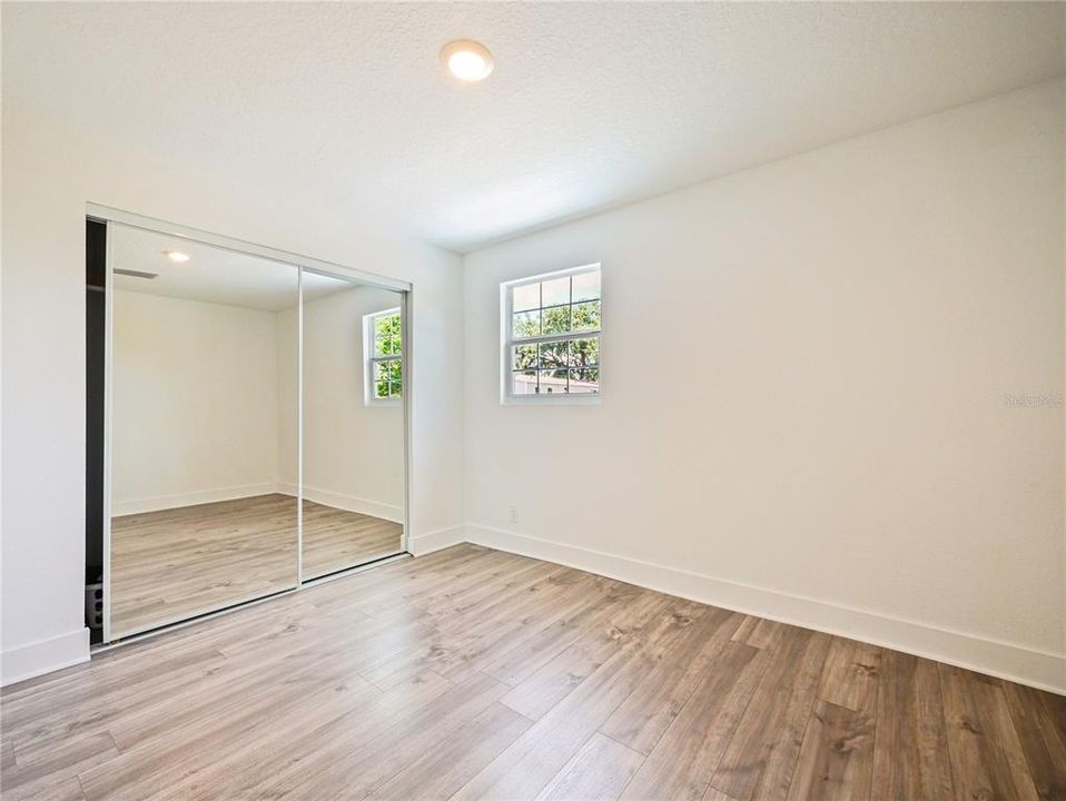 For Sale: $309,999 (3 beds, 2 baths, 1175 Square Feet)