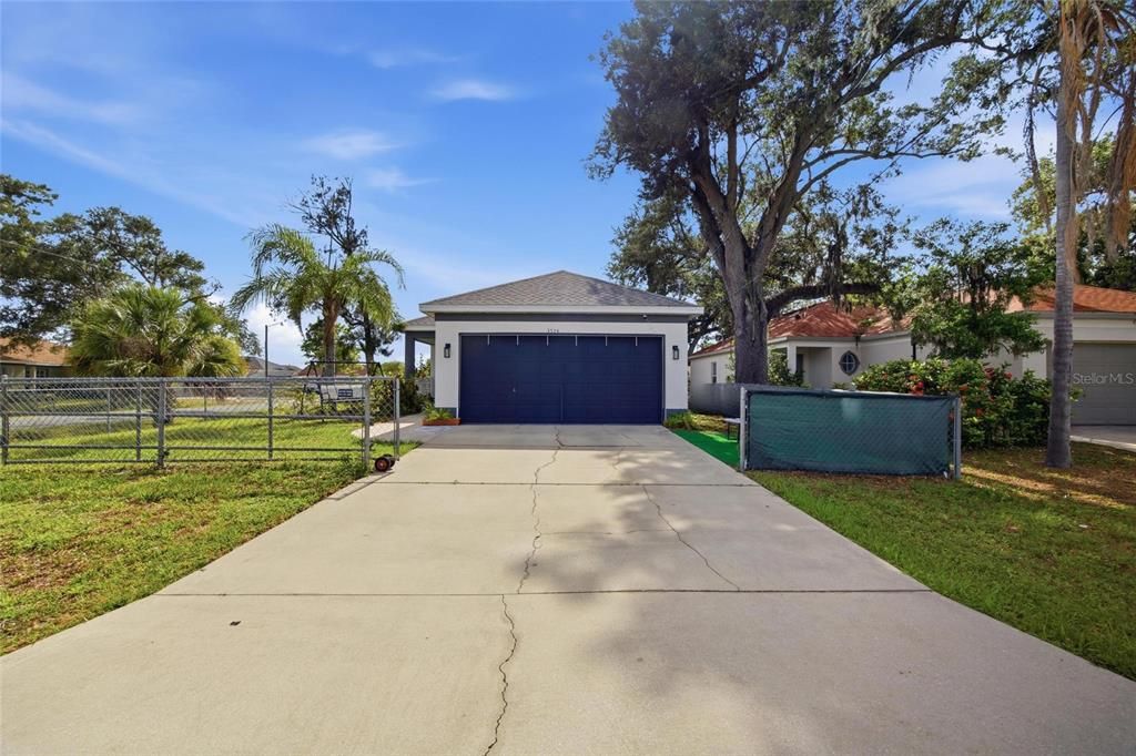 For Sale: $339,999 (3 beds, 2 baths, 1512 Square Feet)