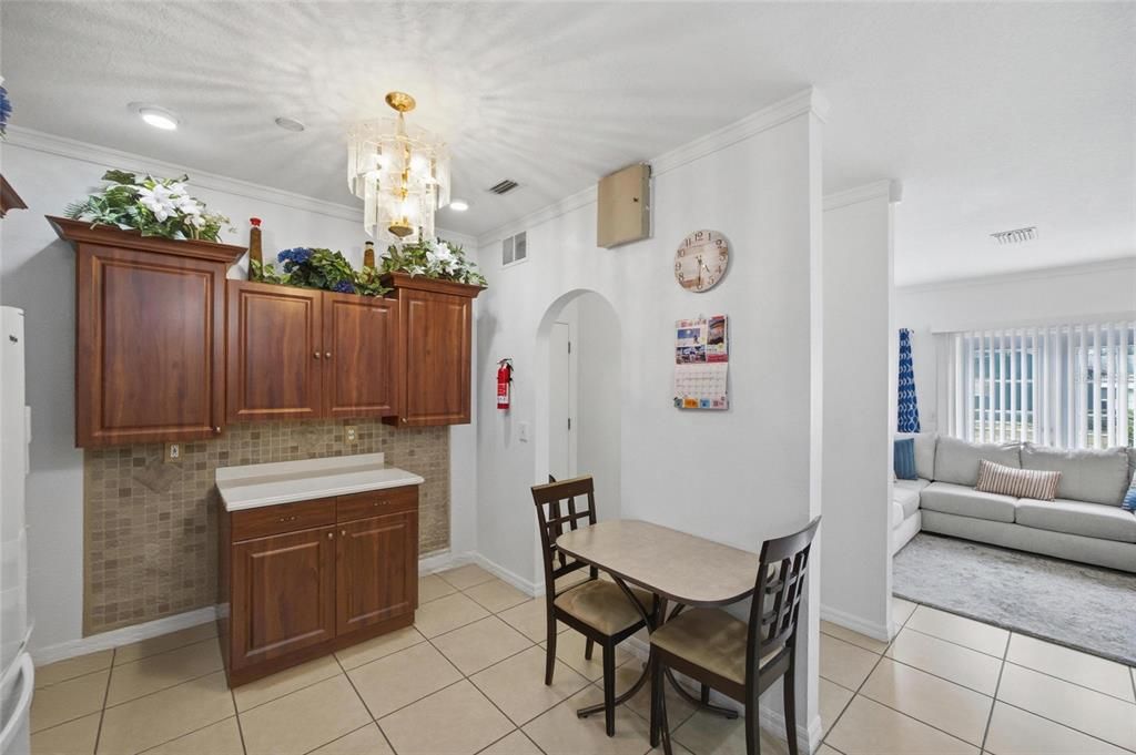 For Sale: $339,999 (3 beds, 2 baths, 1512 Square Feet)