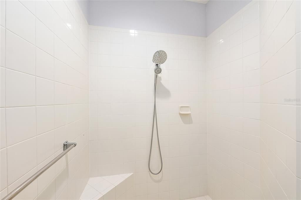 En Venta: $249,900 (2 camas, 2 baños, 1709 Pies cuadrados)