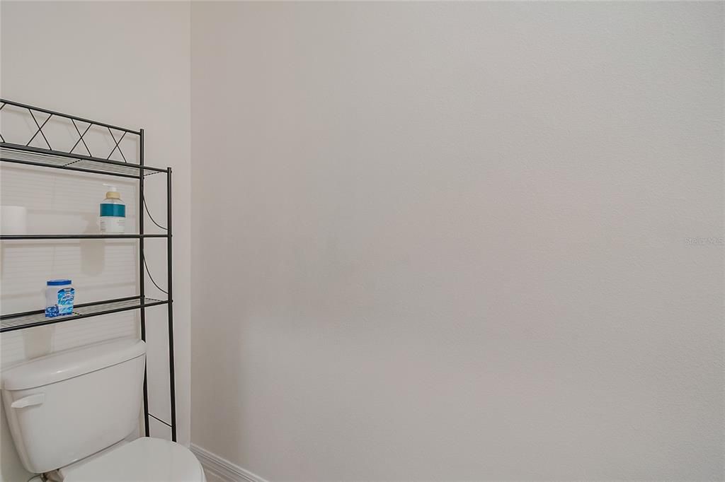 For Sale: $290,000 (3 beds, 2 baths, 1673 Square Feet)