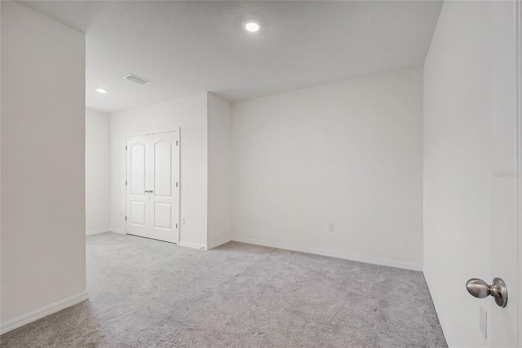 For Sale: $290,000 (3 beds, 2 baths, 1673 Square Feet)