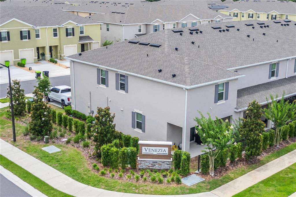 For Sale: $290,000 (3 beds, 2 baths, 1673 Square Feet)