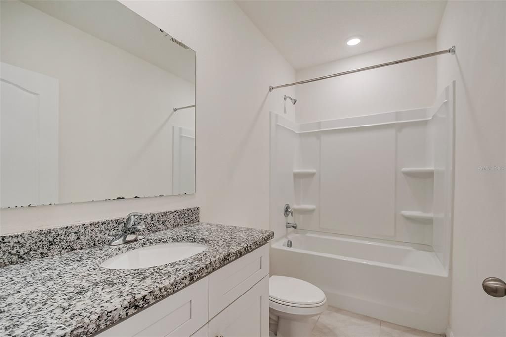 For Sale: $290,000 (3 beds, 2 baths, 1673 Square Feet)