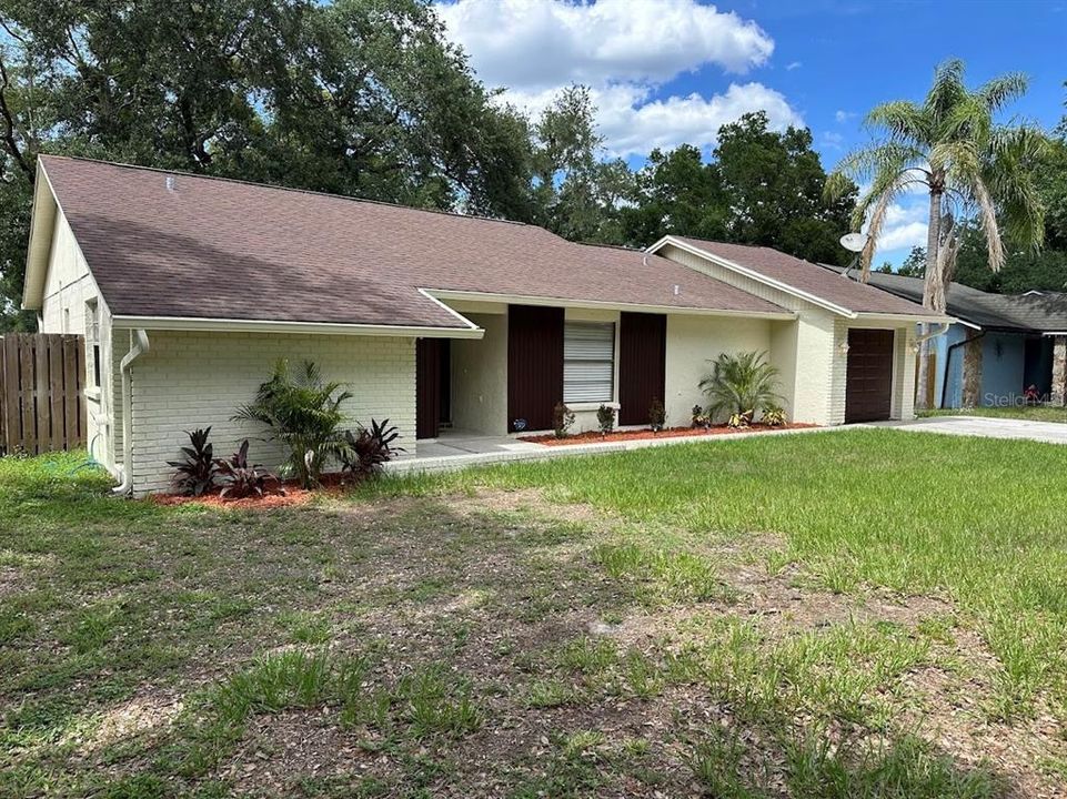 For Sale: $369,900 (3 beds, 2 baths, 1260 Square Feet)