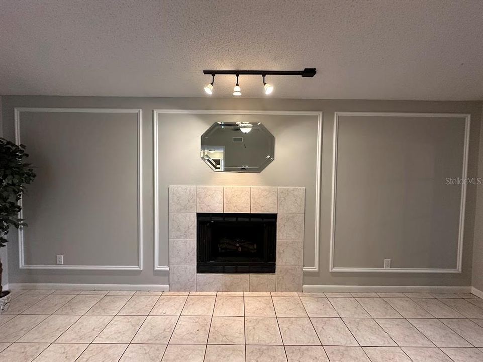 For Sale: $369,900 (3 beds, 2 baths, 1260 Square Feet)