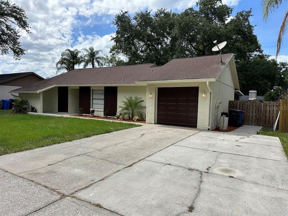 For Sale: $369,900 (3 beds, 2 baths, 1260 Square Feet)