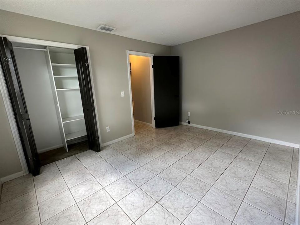 For Sale: $369,900 (3 beds, 2 baths, 1260 Square Feet)