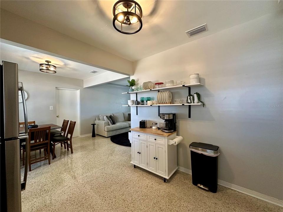 В аренду: $3,500 (3 спален, 2 ванн, 1230 Квадратных фут)