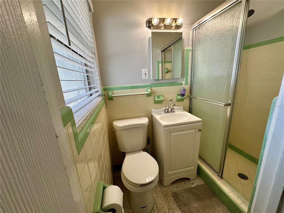 В аренду: $3,500 (3 спален, 2 ванн, 1230 Квадратных фут)