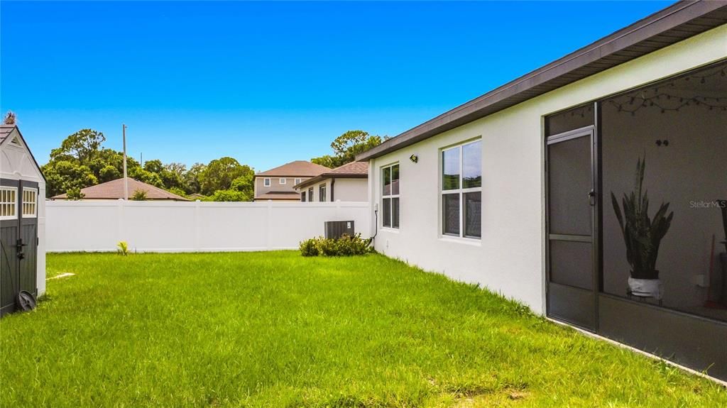 For Sale: $365,000 (4 beds, 2 baths, 1844 Square Feet)
