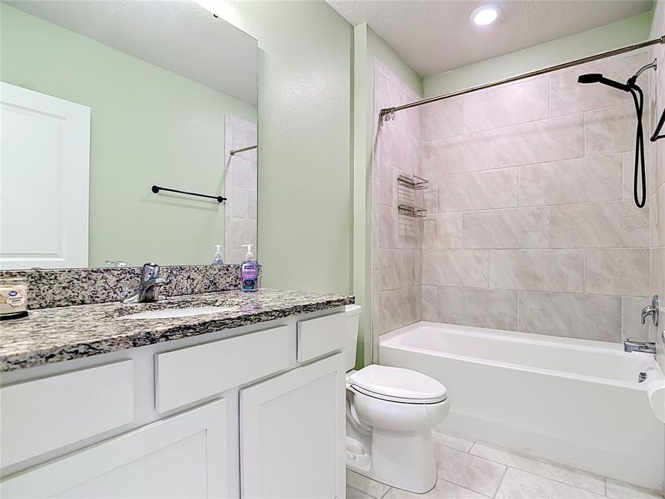 For Sale: $365,000 (4 beds, 2 baths, 1844 Square Feet)