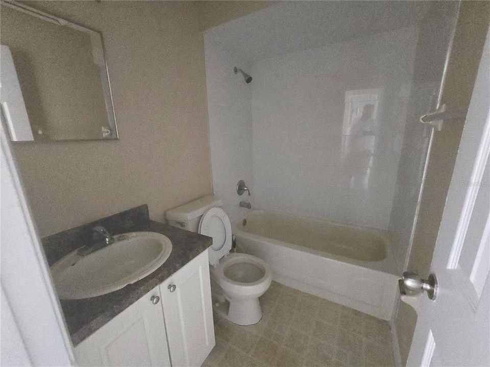 В аренду: $1,495 (2 спален, 2 ванн, 905 Квадратных фут)