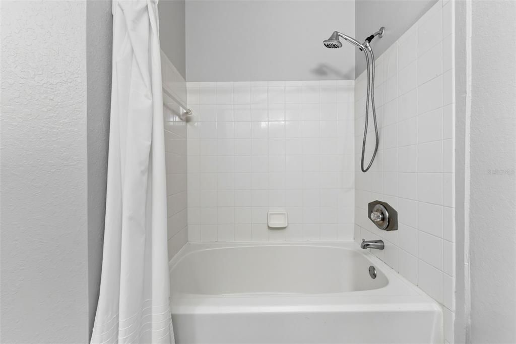 En Venta: $250,000 (2 camas, 2 baños, 1153 Pies cuadrados)