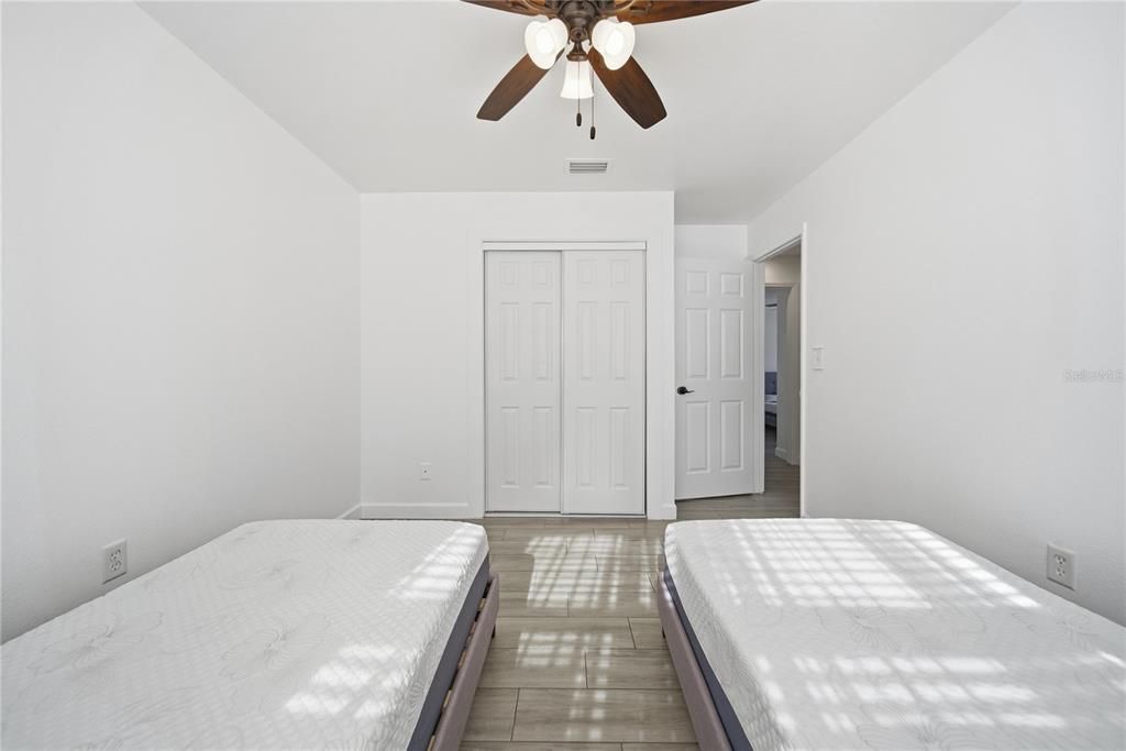 For Sale: $507,000 (4 beds, 2 baths, 1624 Square Feet)