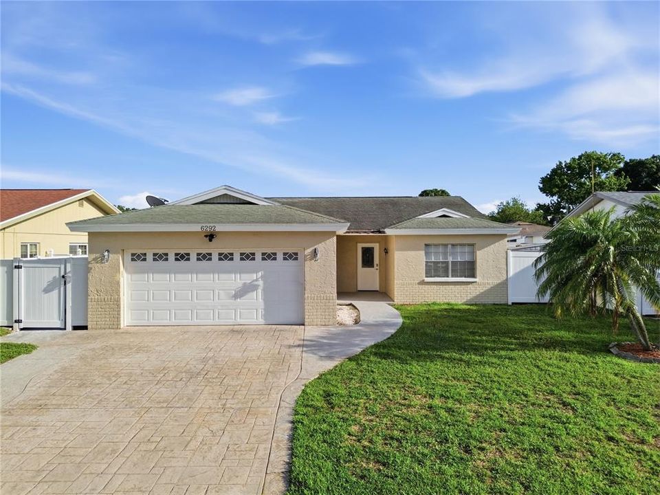 For Sale: $507,000 (4 beds, 2 baths, 1624 Square Feet)