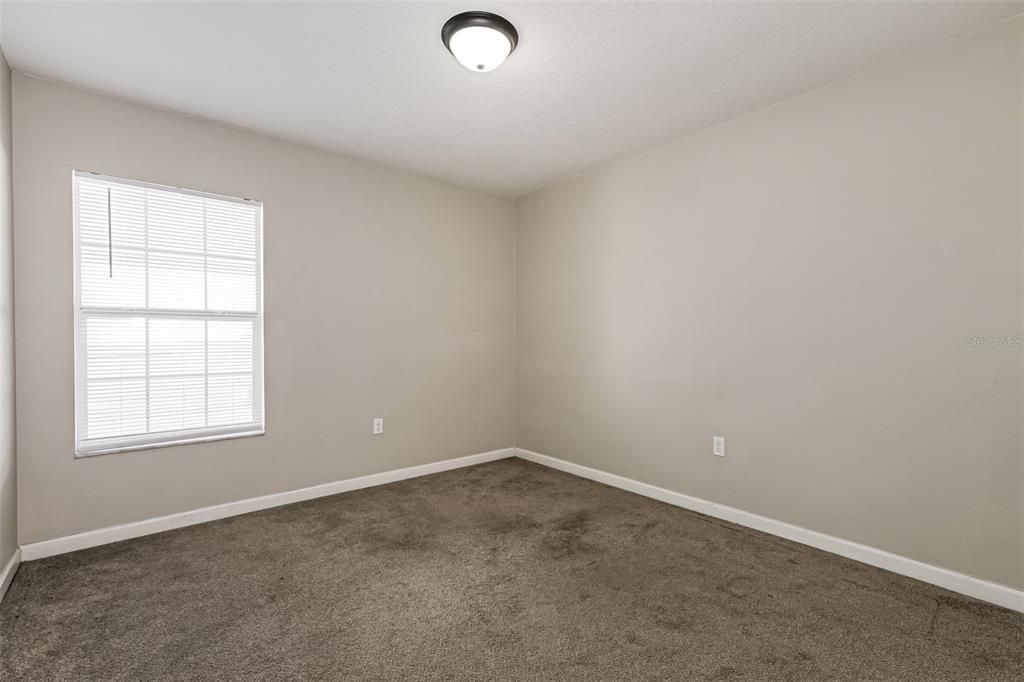 For Sale: $379,000 (3 beds, 2 baths, 1352 Square Feet)