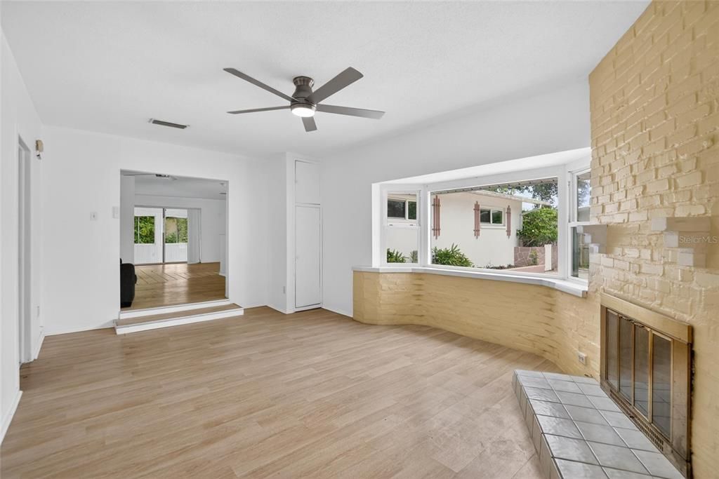 For Sale: $429,900 (3 beds, 2 baths, 1772 Square Feet)