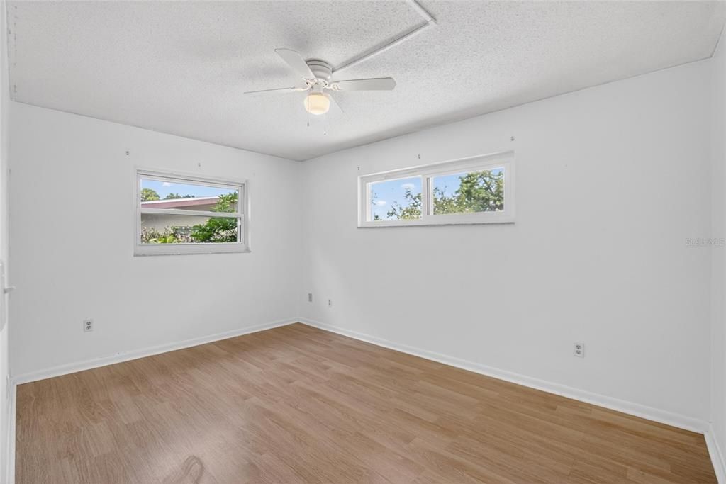 For Sale: $429,900 (3 beds, 2 baths, 1772 Square Feet)