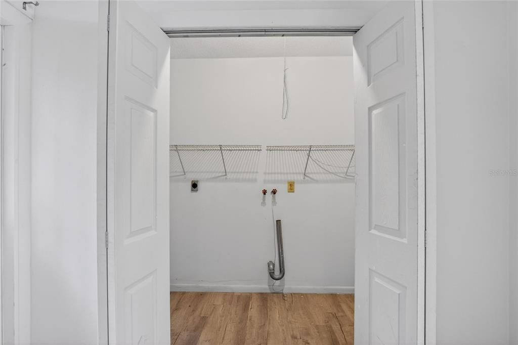 For Sale: $429,900 (3 beds, 2 baths, 1772 Square Feet)