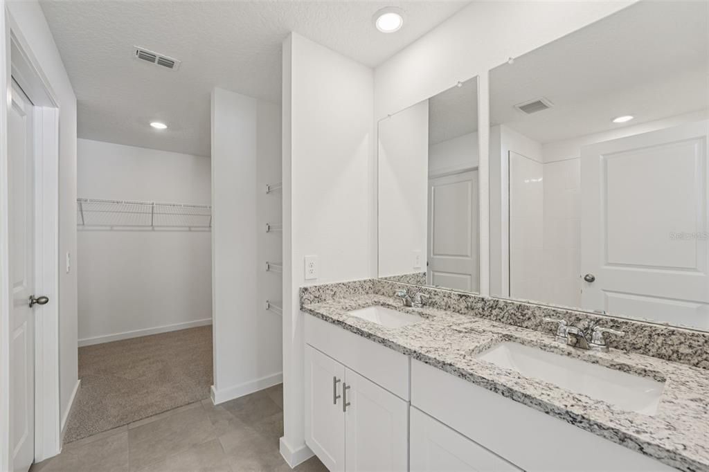 For Sale: $311,990 (4 beds, 2 baths, 1607 Square Feet)