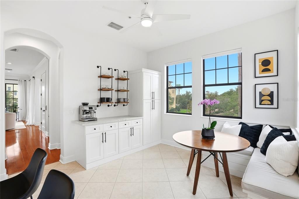 For Sale: $749,900 (3 beds, 3 baths, 2262 Square Feet)