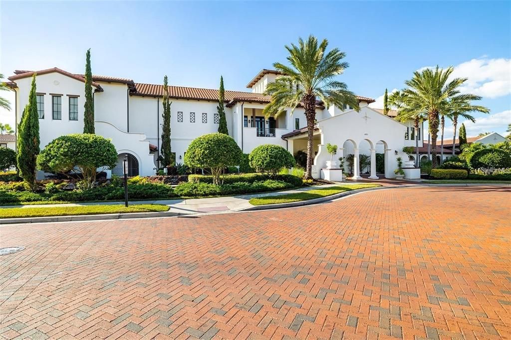 For Sale: $749,900 (3 beds, 3 baths, 2262 Square Feet)