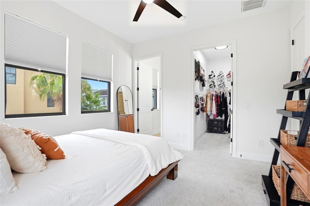 For Sale: $749,900 (3 beds, 3 baths, 2262 Square Feet)