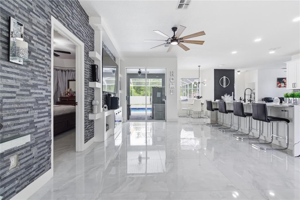 En Venta: $584,900 (5 camas, 4 baños, 2684 Pies cuadrados)