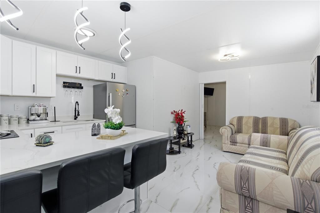 En Venta: $584,900 (5 camas, 4 baños, 2684 Pies cuadrados)