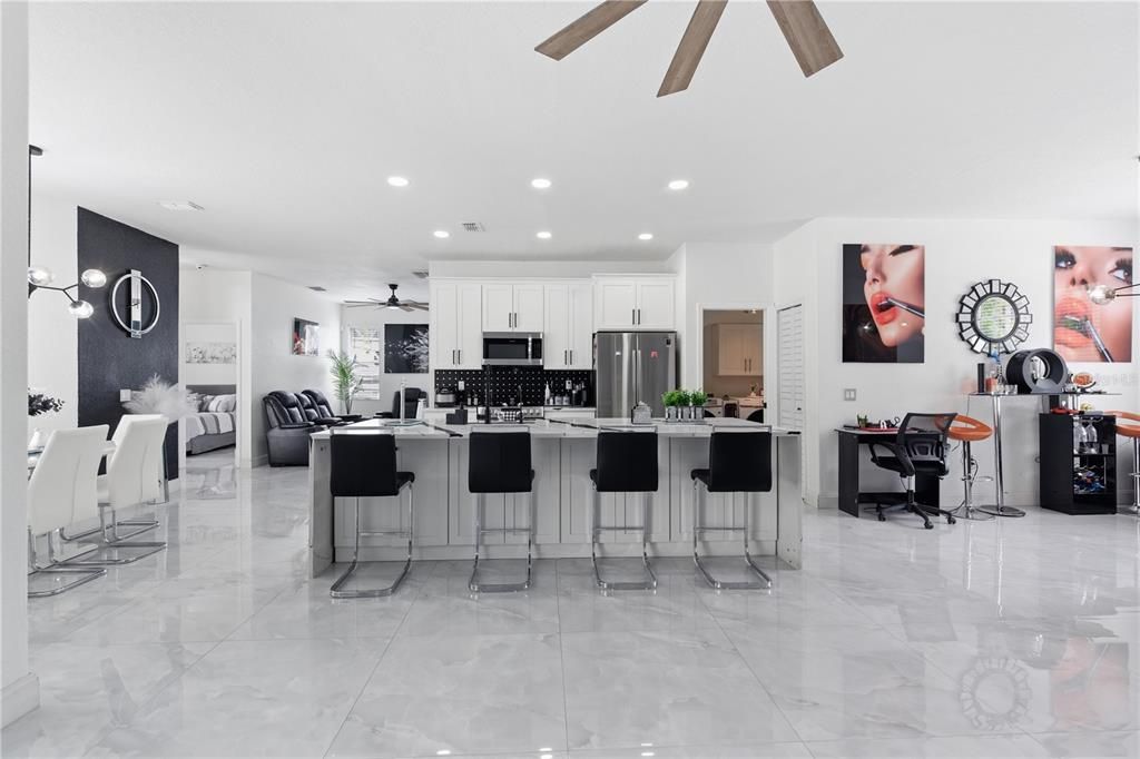 En Venta: $584,900 (5 camas, 4 baños, 2684 Pies cuadrados)