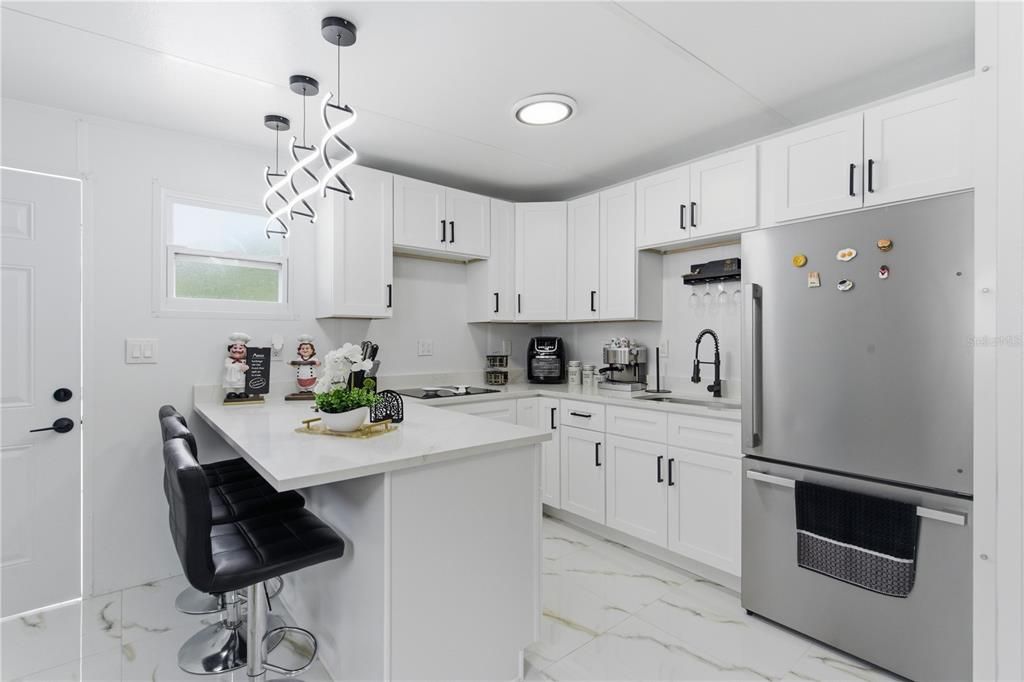En Venta: $584,900 (5 camas, 4 baños, 2684 Pies cuadrados)