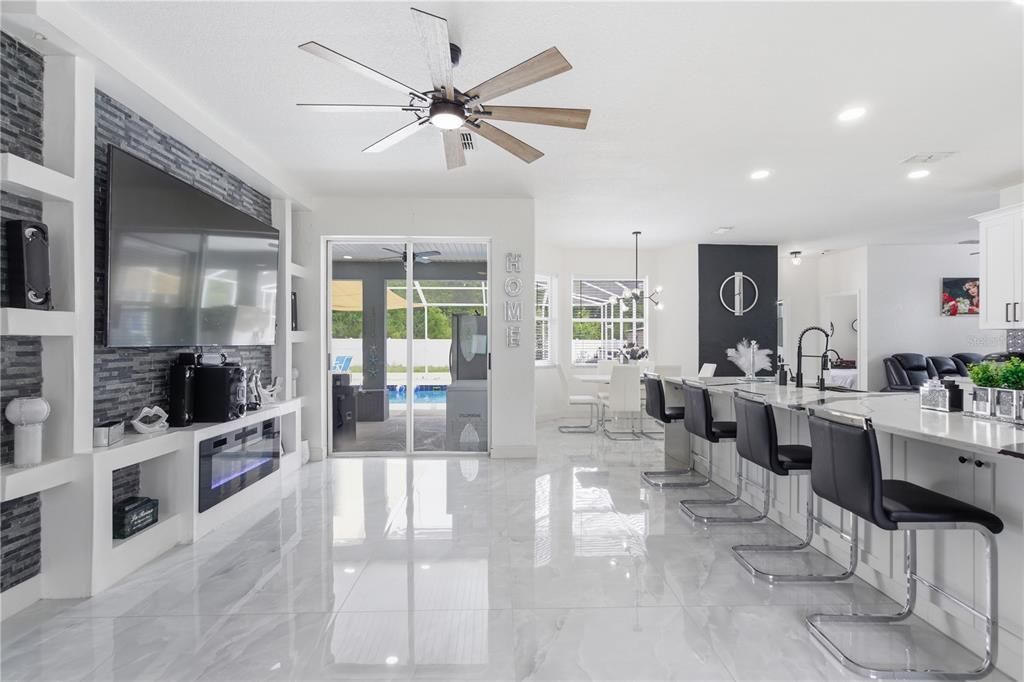 En Venta: $584,900 (5 camas, 4 baños, 2684 Pies cuadrados)