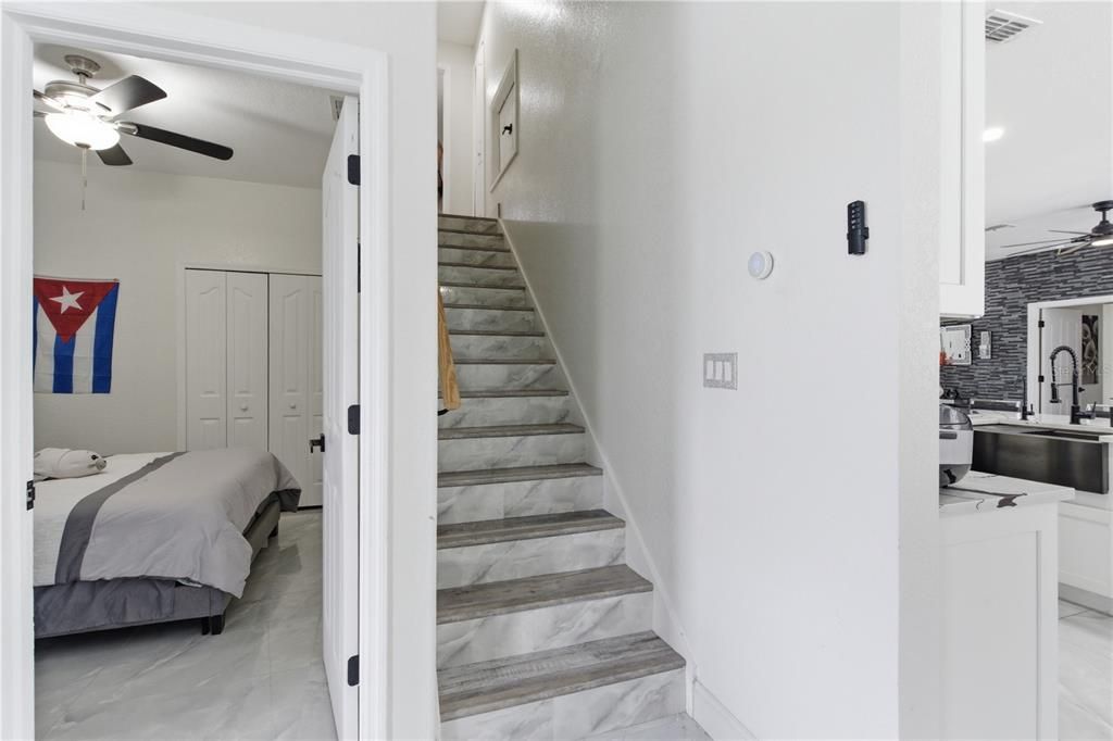 En Venta: $584,900 (5 camas, 4 baños, 2684 Pies cuadrados)