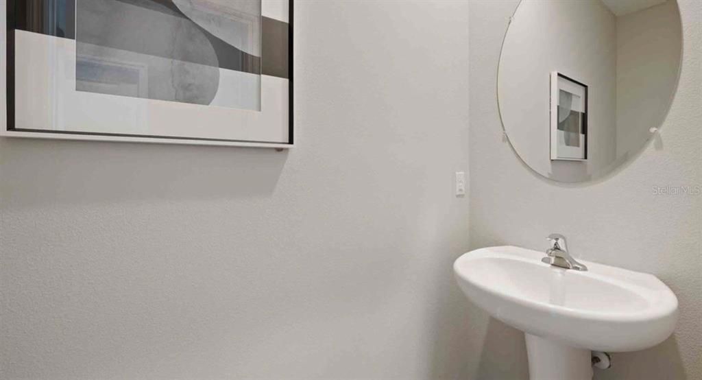For Sale: $329,900 (3 beds, 2 baths, 1673 Square Feet)