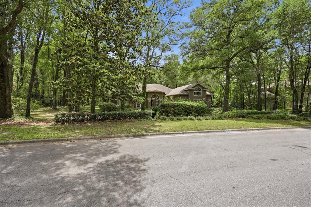 For Sale: $970,000 (5 beds, 4 baths, 3854 Square Feet)