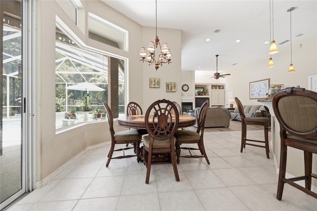 For Sale: $995,000 (5 beds, 4 baths, 3854 Square Feet)