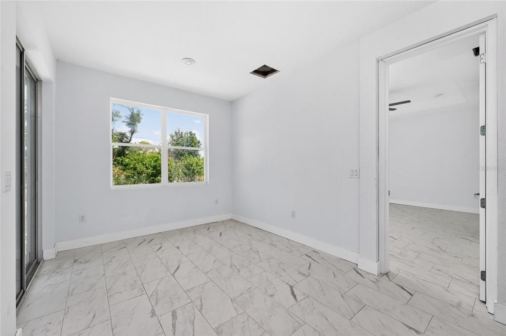 For Sale: $469,000 (4 beds, 3 baths, 2006 Square Feet)