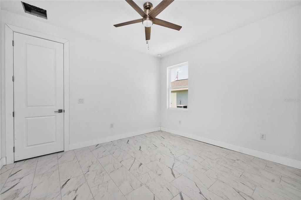For Sale: $469,000 (4 beds, 3 baths, 2006 Square Feet)
