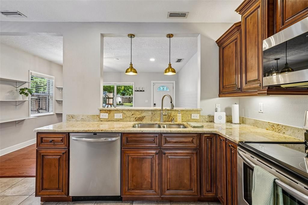 En Venta: $525,000 (3 camas, 2 baños, 1566 Pies cuadrados)