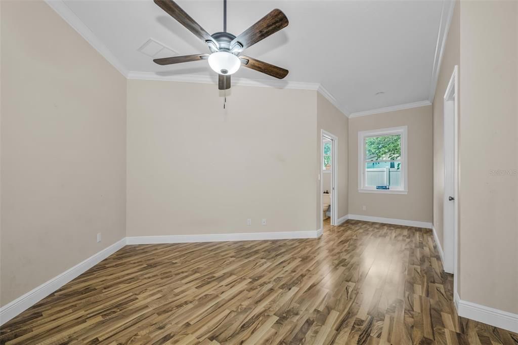 En Venta: $785,000 (4 camas, 3 baños, 3042 Pies cuadrados)