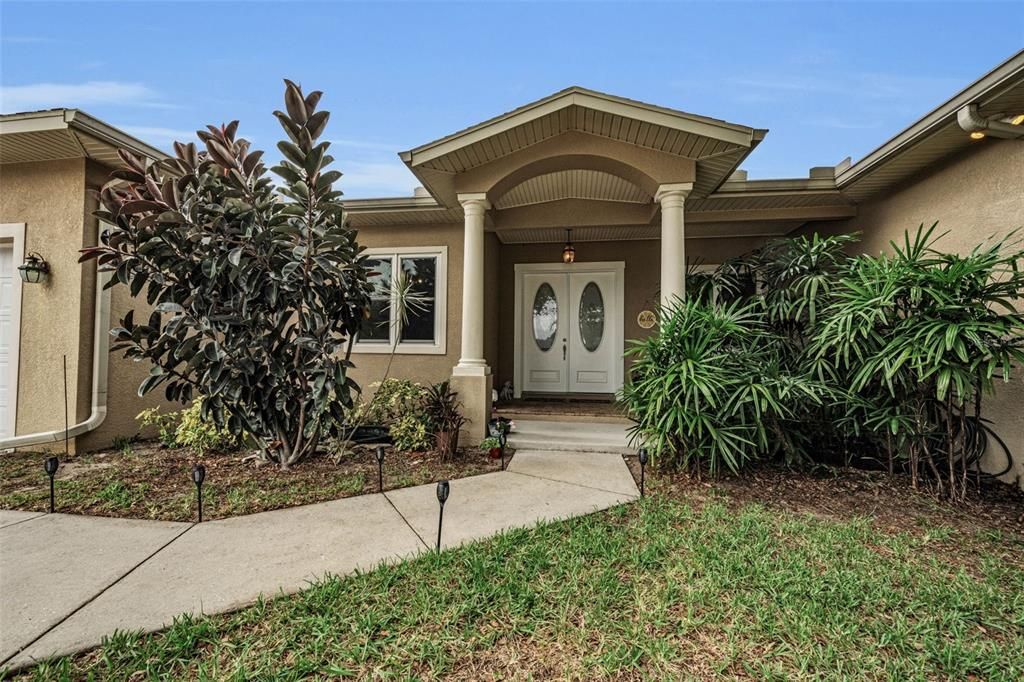 En Venta: $785,000 (4 camas, 3 baños, 3042 Pies cuadrados)