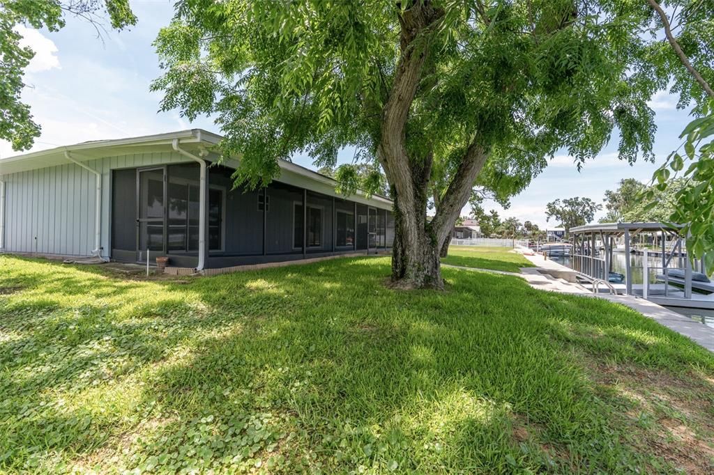 For Sale: $589,000 (3 beds, 2 baths, 1612 Square Feet)