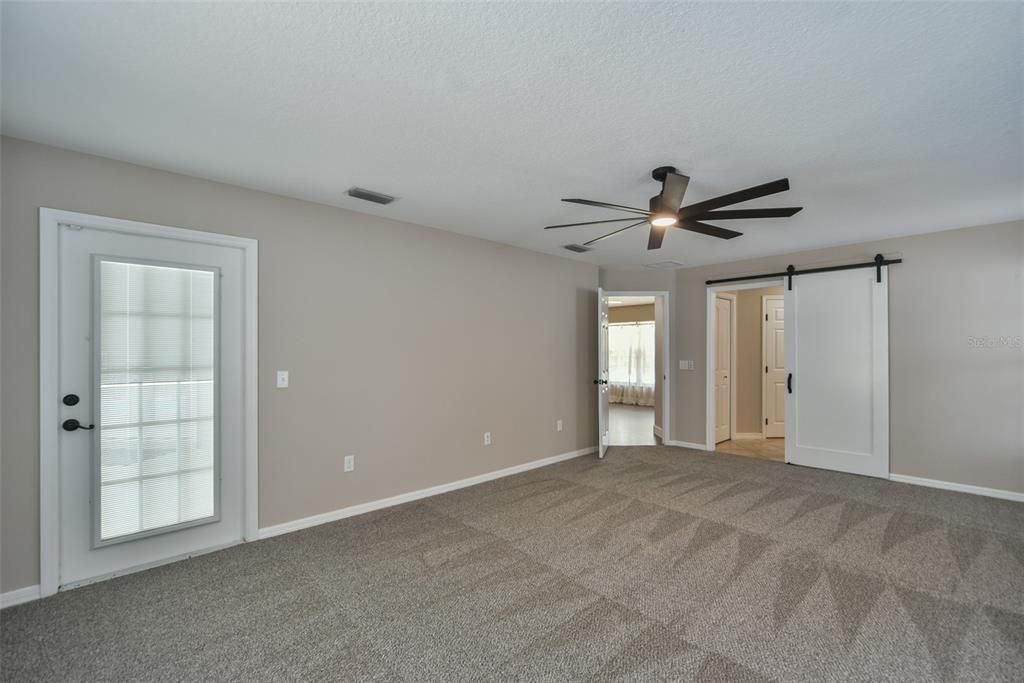 For Sale: $450,000 (3 beds, 2 baths, 2224 Square Feet)