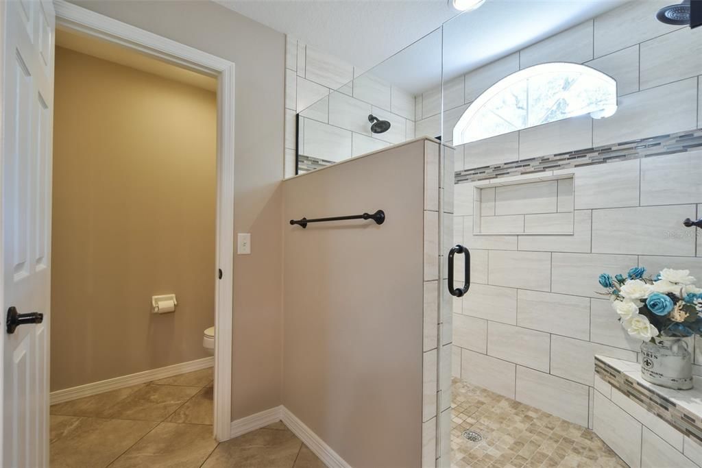 For Sale: $450,000 (3 beds, 2 baths, 2224 Square Feet)