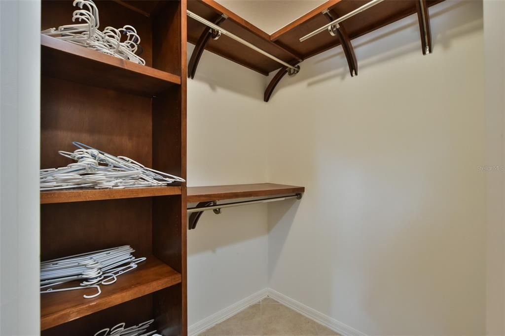 For Sale: $450,000 (3 beds, 2 baths, 2224 Square Feet)